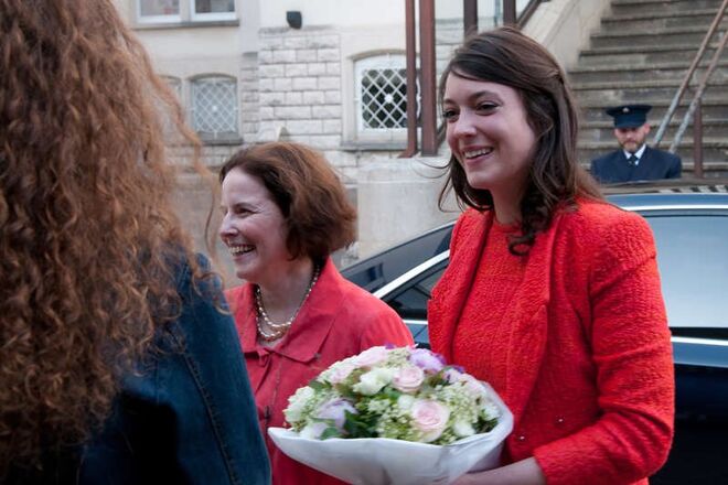 Alexandra do Luxemburgo (à direita)