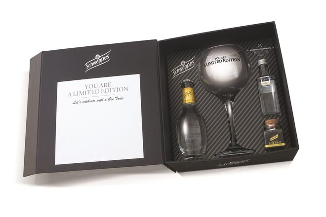Pack “You Are A Limited Edition”. Composta por 1 garrafa de Tónica Original Premium Mixer, 1 copo balão, 1 garrafa de 5cl de Martin Miller’s Gin e 1 botânico – Zimbro – a caixa é ainda personalizavél, €20