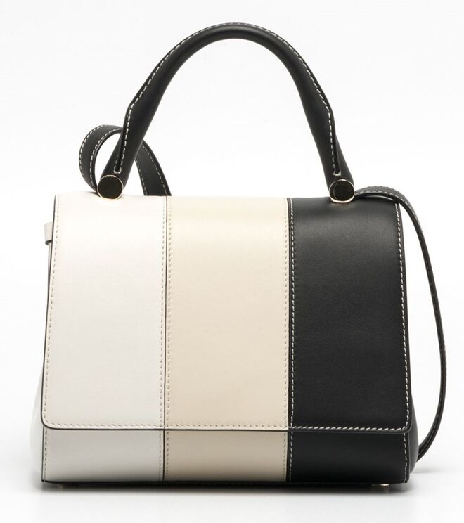 GEOMETRIA APLICADA | Carteira em pele, €805, Max Mara