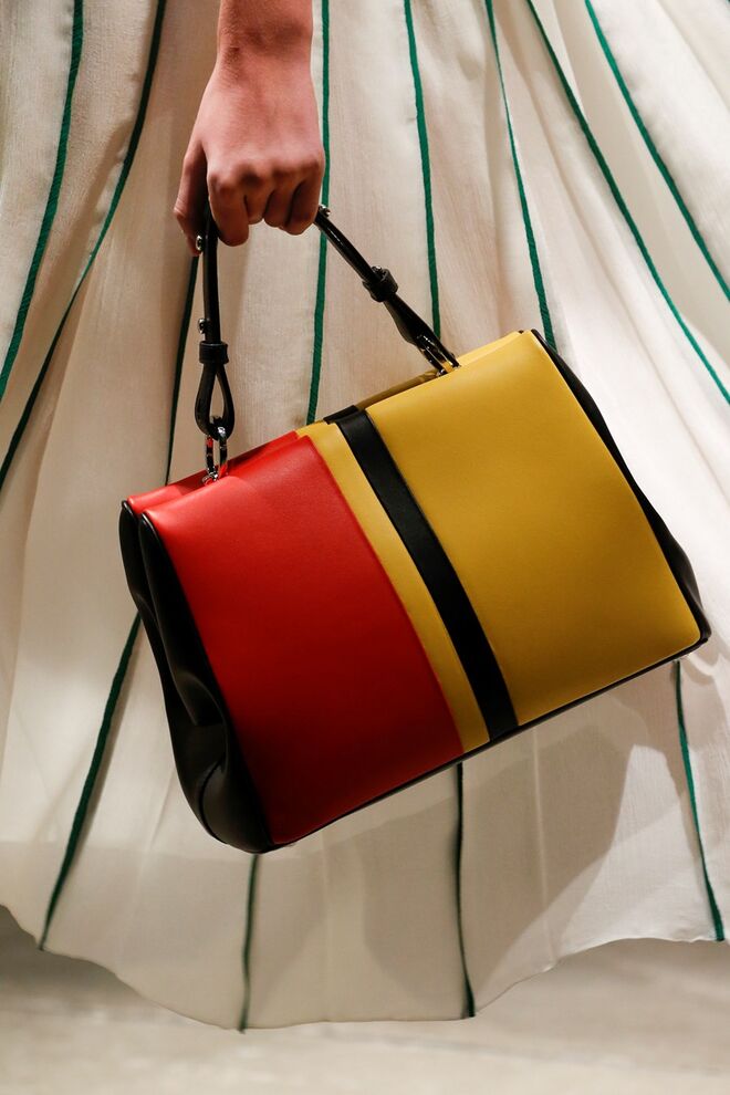 GEOMETRIA APLICADA | Prada 