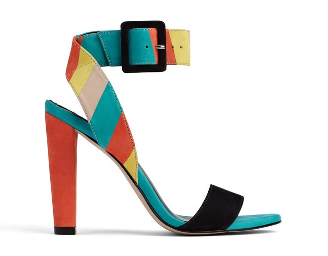 ARCO-ÍRIS | Sandálias em camurça, €99,95, Aldo