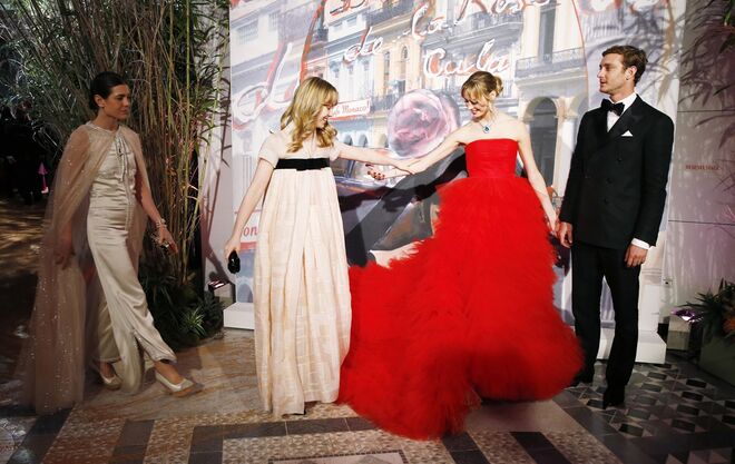 Charlotte Casiraghi, Alexandra de Hannover, Beatrice Borromeo e Pierre Casiraghi