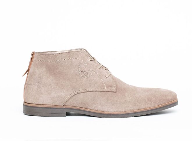 Sapatos bejes, €49.99