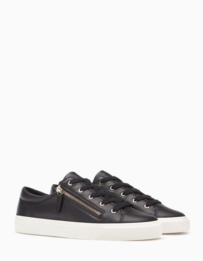 Stradivarius €19.95