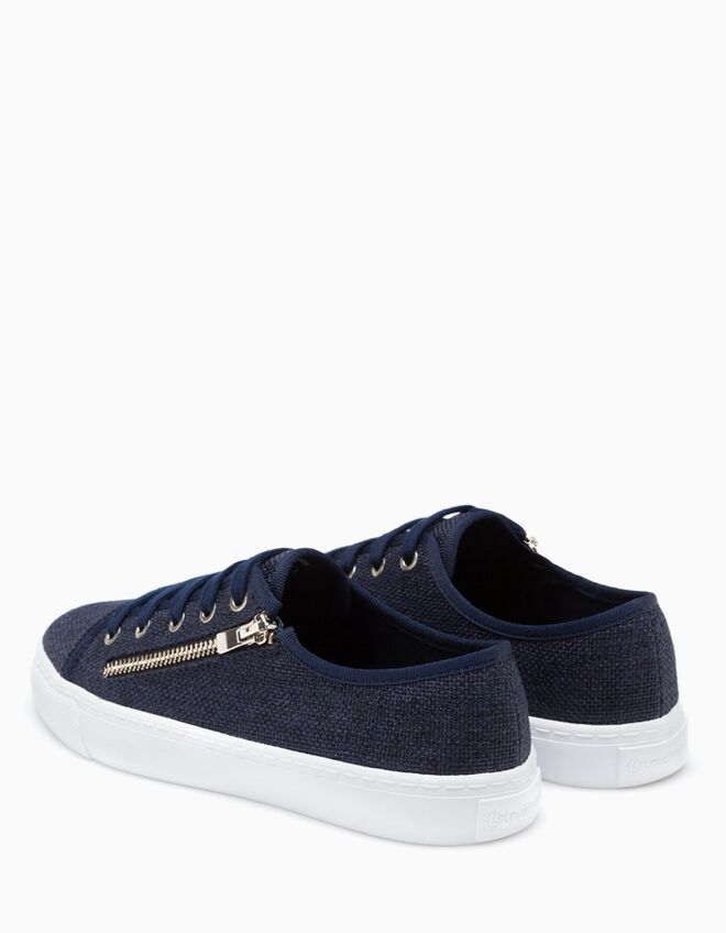 Stradivarius €19.95