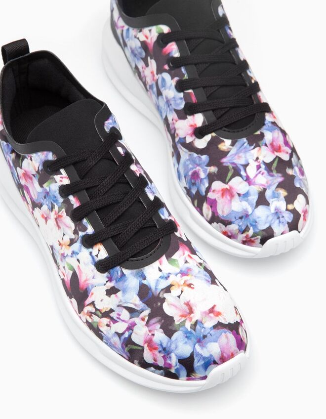 Stradivarius €29.95