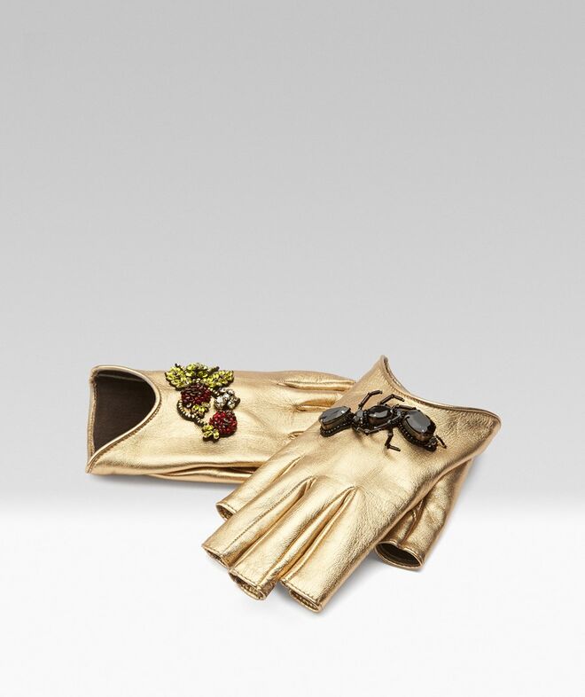 TRINTAS | Luvas em pele, Gucci (preço sob consulta)