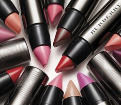 Burberry Full Kisses