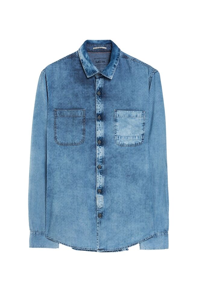 Camisa em ganga, €69,90, Salsa