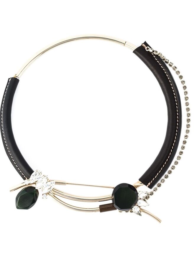 HIGH | Colar em pele e metal, €540, Marni