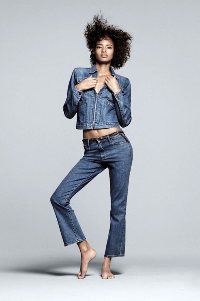 Malaika Firth para a Gap