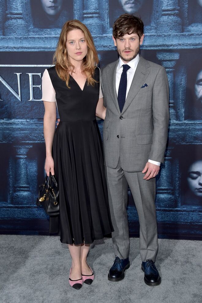 Iwan Rheon e Zoe Grisedale