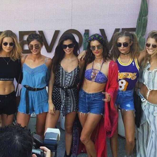 Eniko Mihalik, Taylor Hill, Sara Sampaio, Alessandra Ambrosio, Josephine Skriver e Constance Jablonski @sarasampaio