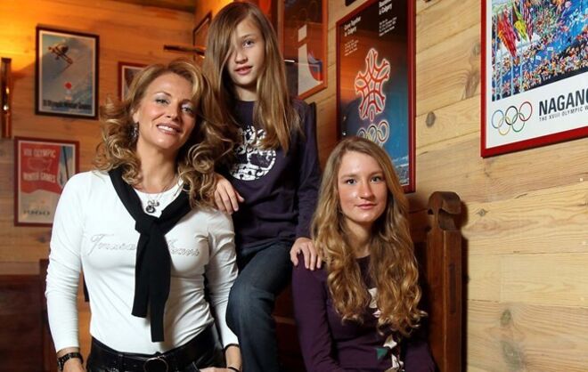 9. Alexandra Lencastre com as filhas Catarina e Margarida