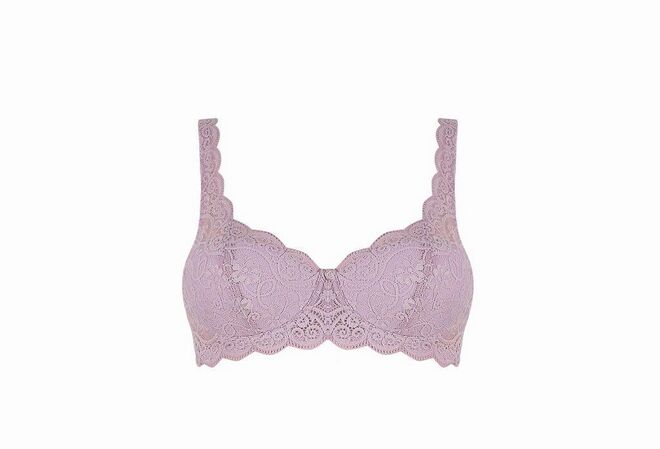 Amourette, €42.90, Triumph