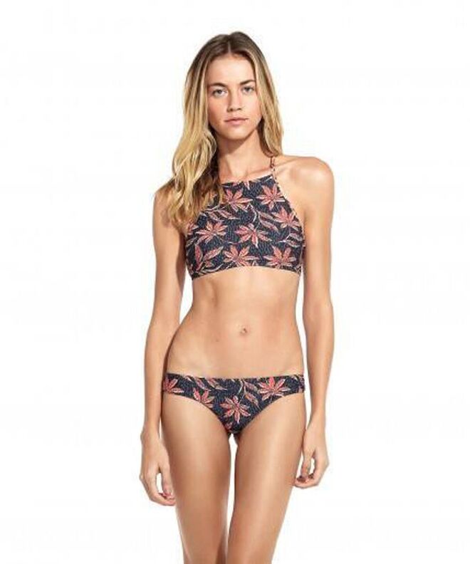 Vix by Paula Hermani, na Nude