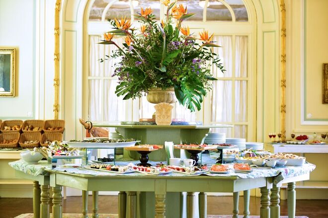 Brunch no Pestana Palace. Preço: 35€ / adulto; crianças 0 aos 7 anos: gratuito; crianças 8 aos 14 anos: 17,50€. Horário: 12h30 às 16h00 