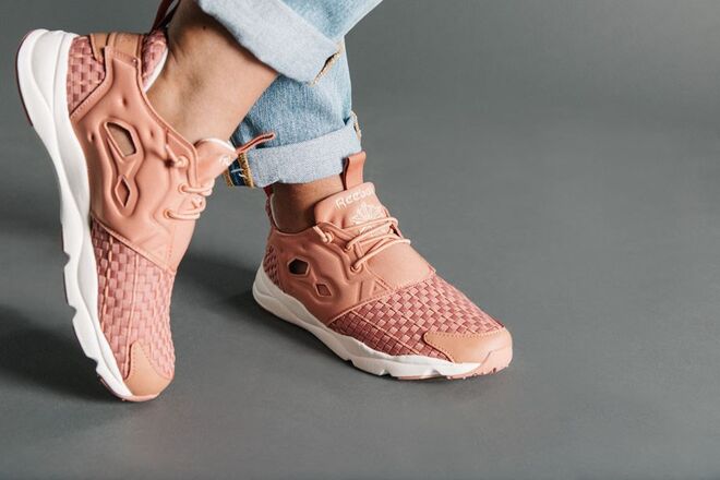 Ténis Reebok Fury Lite New Woven, €90