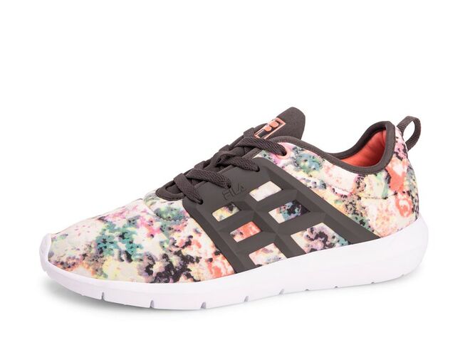 Ténis FILA, €59.90