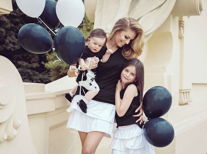 O InterContinental Estoril preparou ofertas especiais para o Dia da Mãe. No dia 1 Maio, numa refeição para o mínimo de 4 pessoas, o InterContinental Estoril oferece o almoço ou o jantar às mães que celebrem o seu dia no hotel.