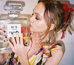 Lily Rose Depp, imagem do novo perfume Chanel
