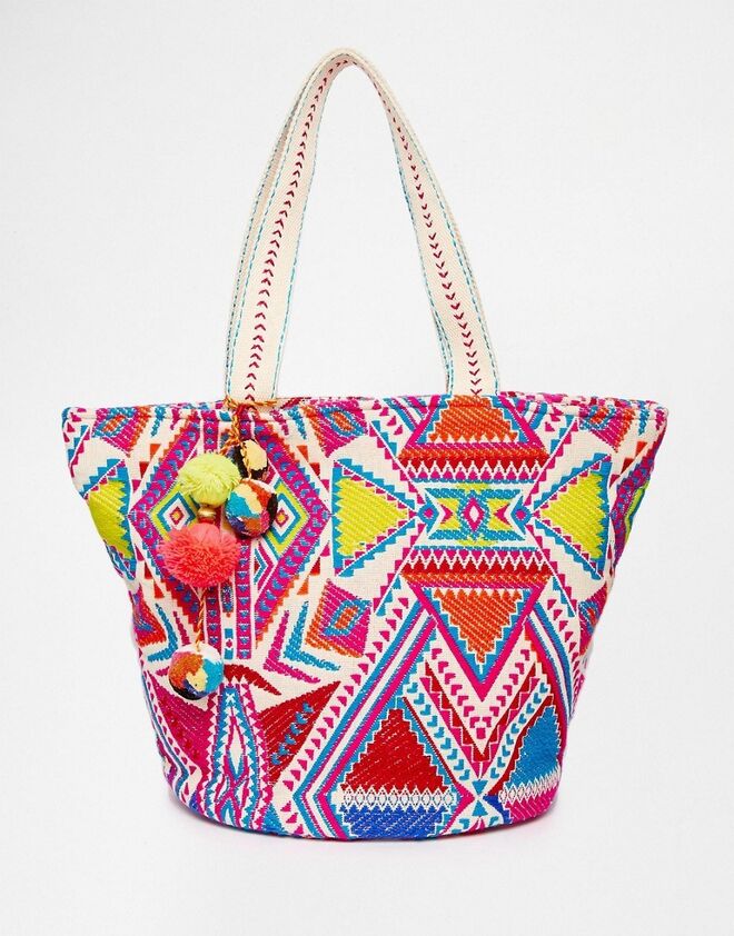 ASOS Aztec Beach Bag With Pom €35.21
