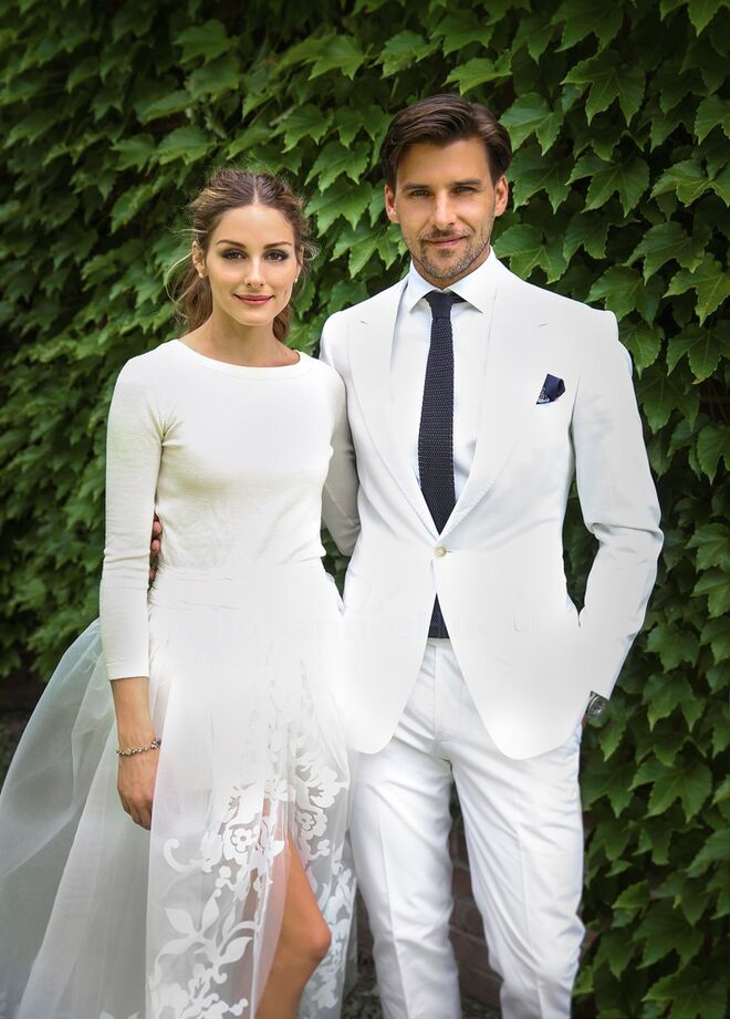 Olivia Palermo | Vestido de Carolina Herrera e sapatos de Manolo Blahnik