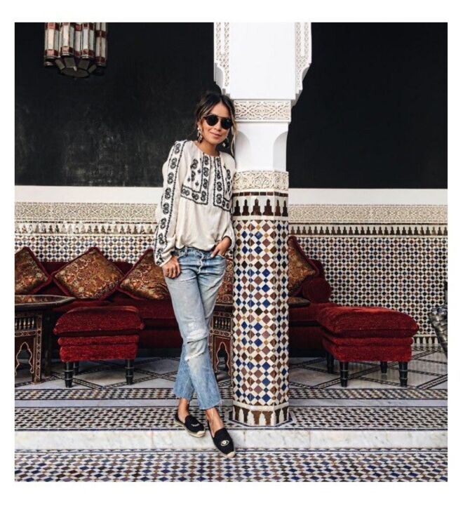 @sincerilyjules | Julie Sariñana