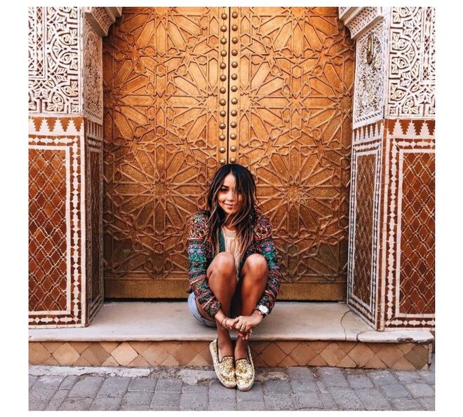 @sincerilyjules | Julie Sariñana  