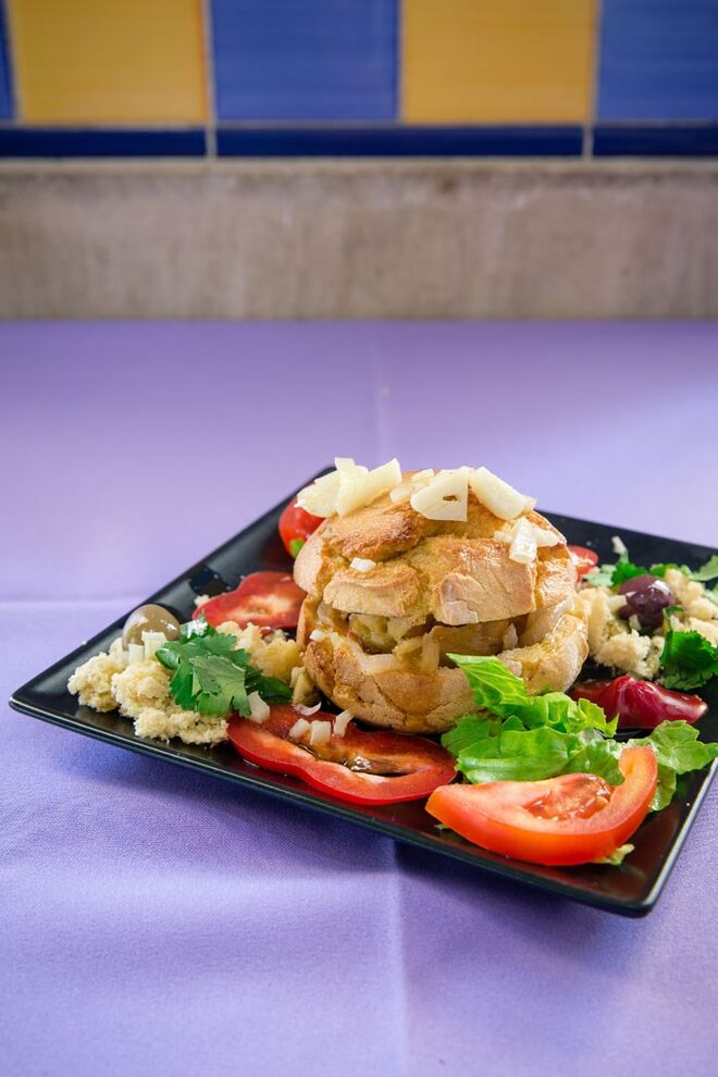 Broa Recheada com Bacalhau | Reviravolta, Rua dos Bacalhoeiros nº16 A