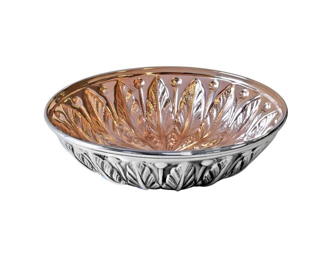 Recuperar tradições, bomboneira Leaves, Topázio, €70