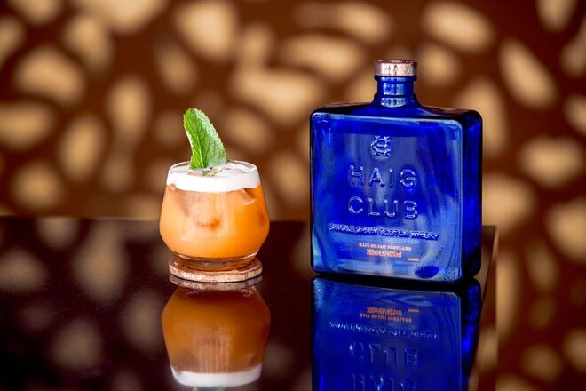 HAIG CLUB LOLA BUNNY