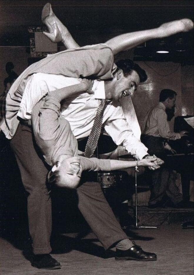 L - Lindy Hop