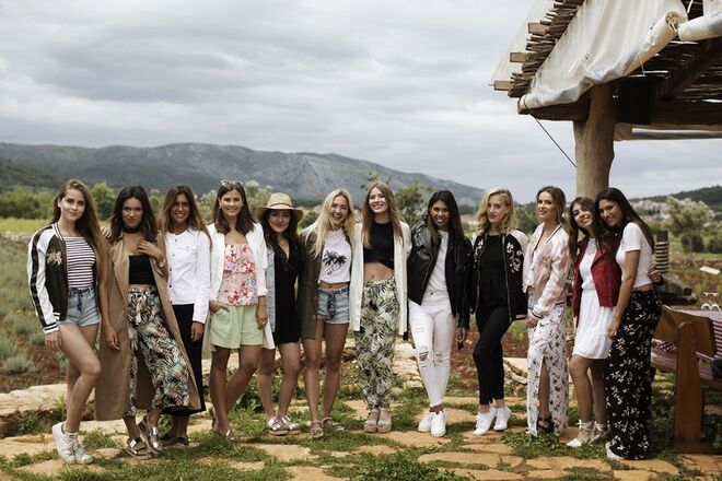 Stradivarius & Vueling | The Summer Expedition 