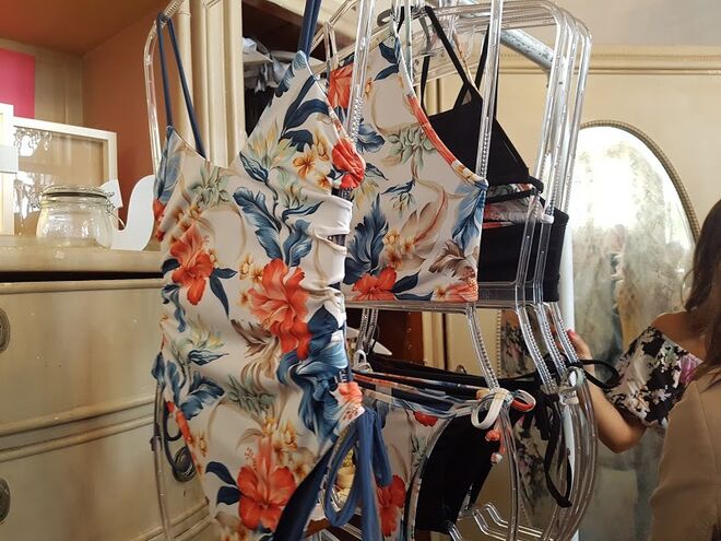 Carolina Patrocínio x ROS Beachwear