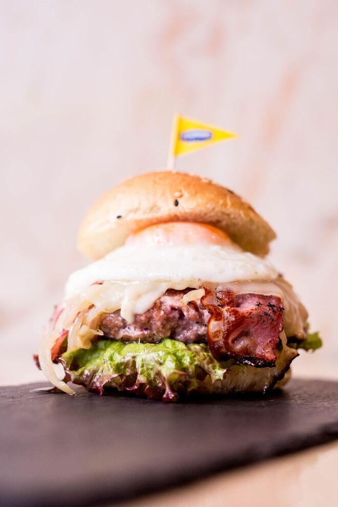 LISBOA -  HAMBURGUERIA NO TALHO