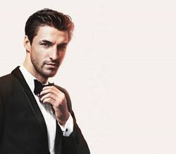 Azzaro WANTED