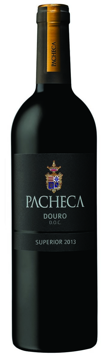 Pacheca Superior Tinto 2013 | Proveniente de uvas de algumas das mais tradicionais castas do Douro, de cor vermelha-rubi profunda, mostra na boca notas de frutos vermelhos e aromas a especiarias. €12