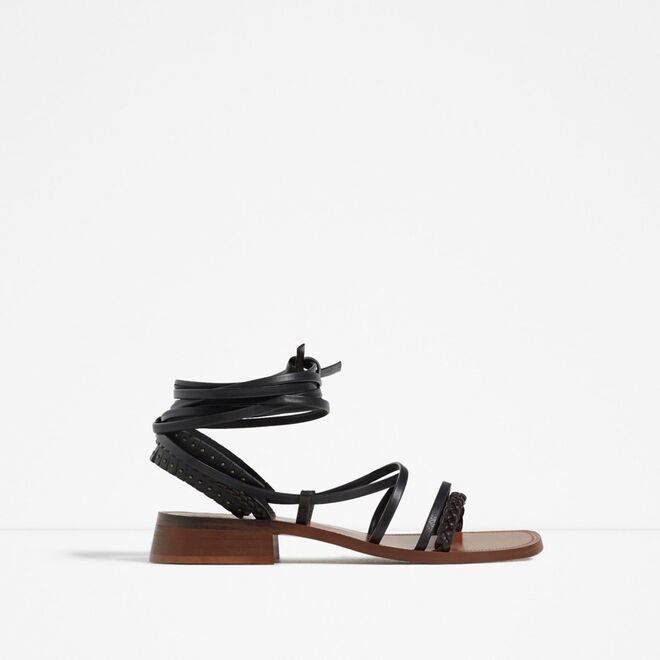 Sandálias, €49,95