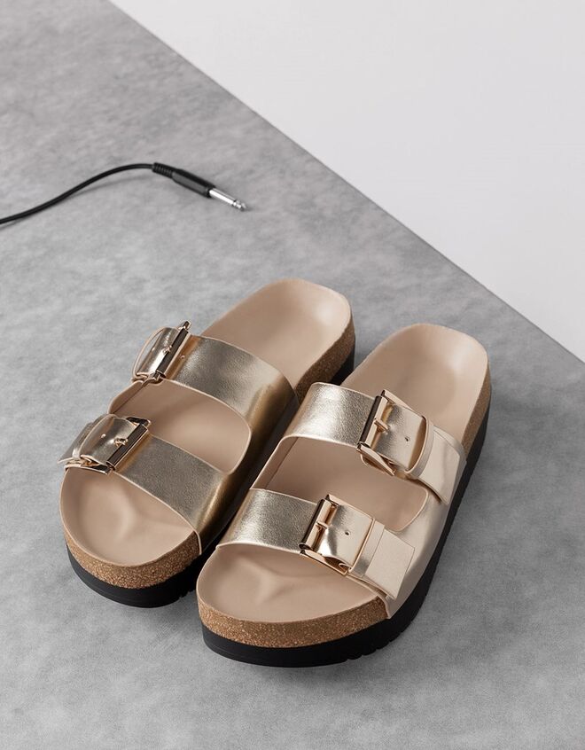 Bershka, €29,99