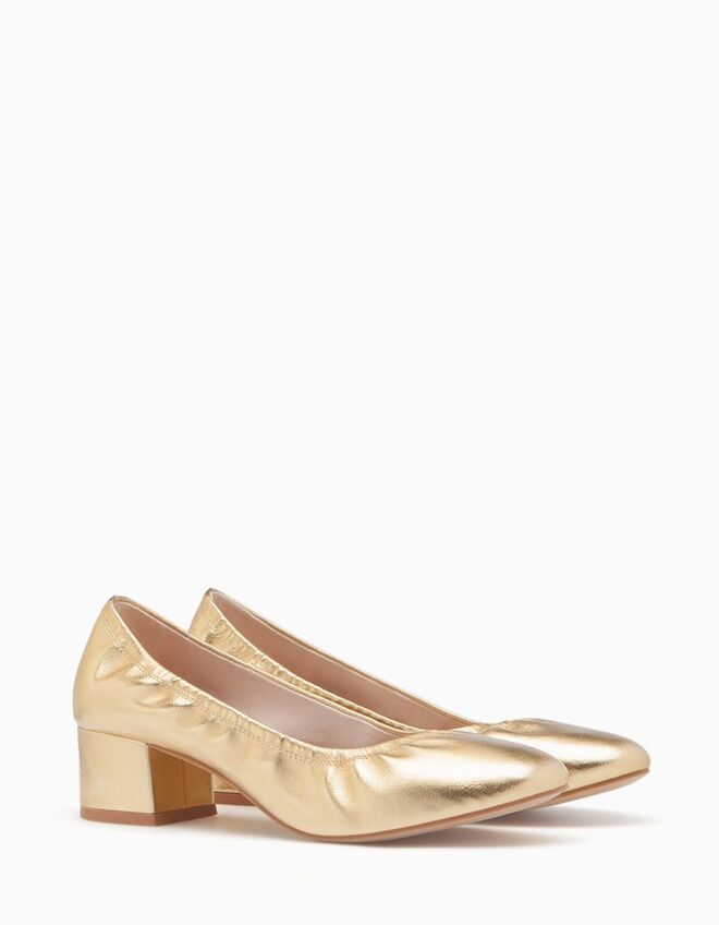 Stradivarius, €29,95