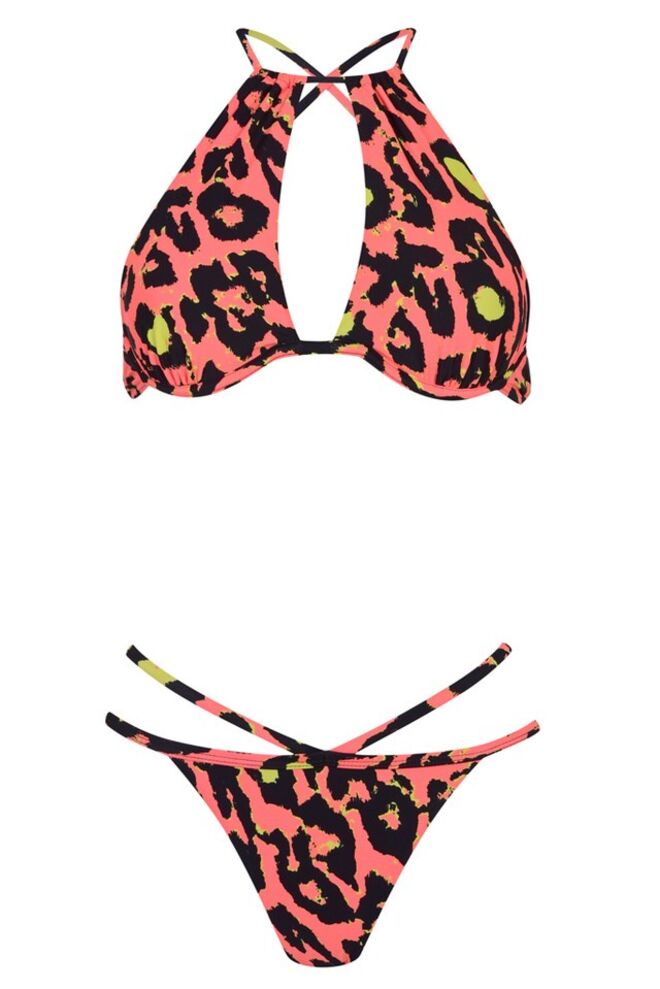 Top €34 Cueca €25