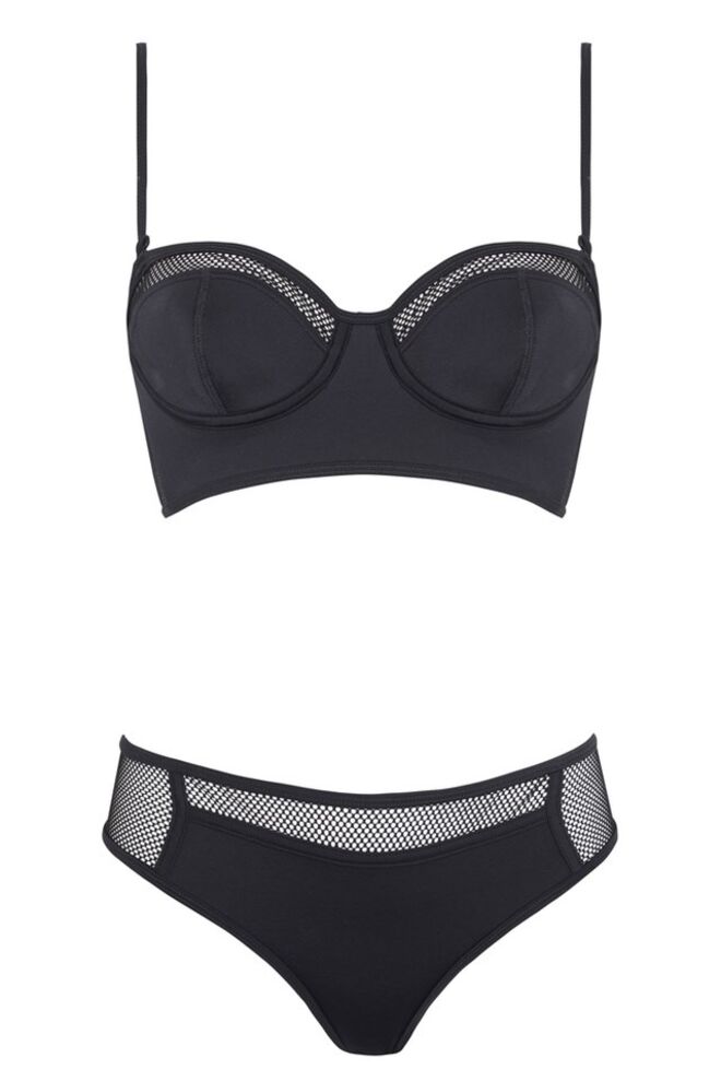 Top €42 Cueca €25