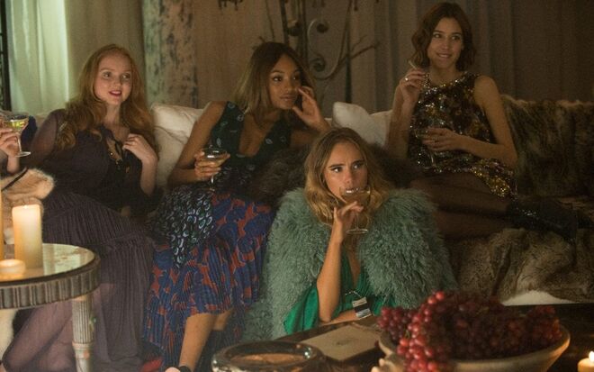 Lily Cole, Alexa Dixon, Suki Waterhouse e Alexa Chung
