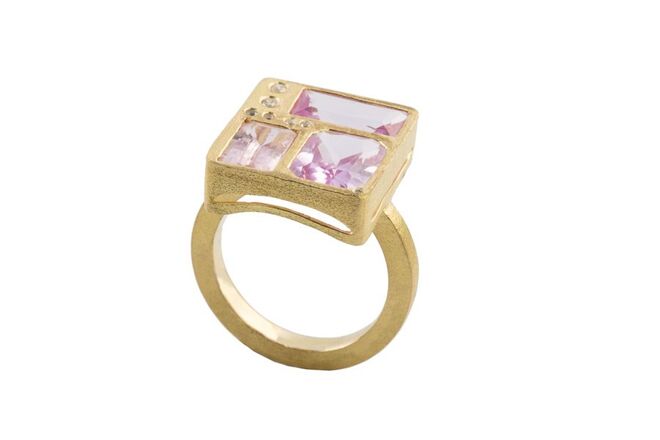 Anel "O teu reflexo" ouro turmalinas e diamantes €1190