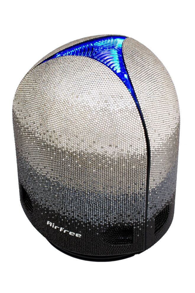 O mais exclusivo dos purificadores do ar, da Airfree, coberto de cristais Swarovski (preço sob consulta)