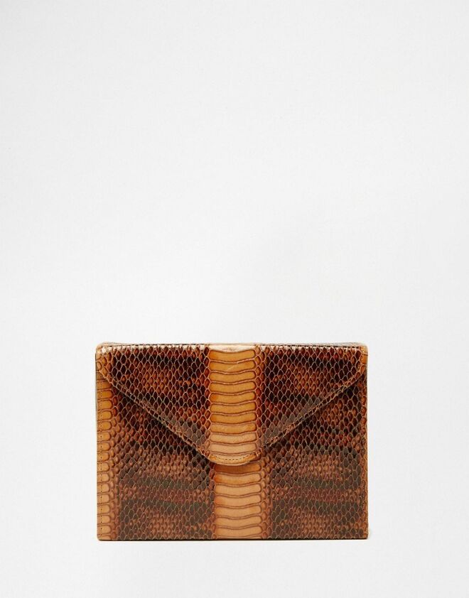 Asos, antes a 30,98€ a agora a 21,13€, em www.asos.com