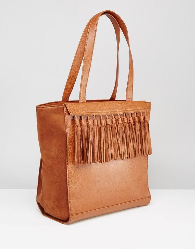 Asos, antes a 35,20€ a agora a 20,42€, em www.asos.com