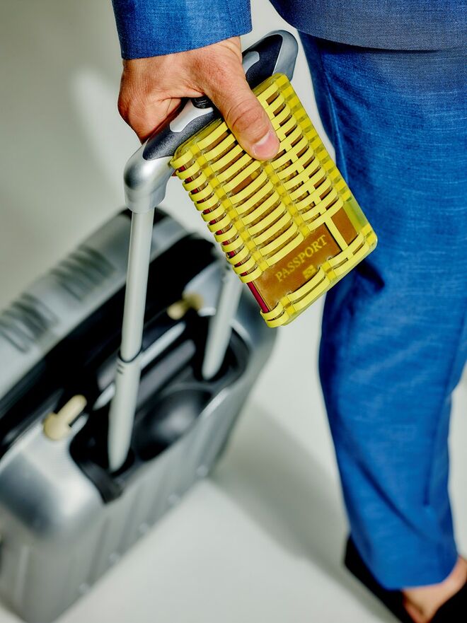 Sony h.ear on & bolsa para passaporte