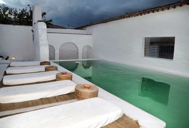 Convento de La Parra [Santa María 16, La Parra, Badajoz.]